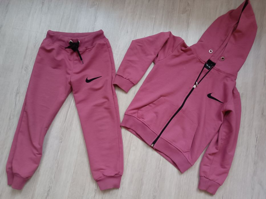 Paka ciuszków dla dziewczynki r. 104-110