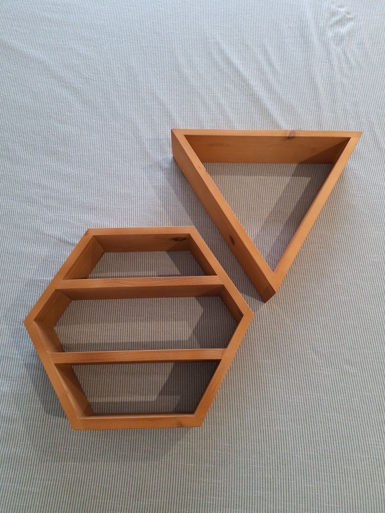 Conjunto prateleiras hexágono e triangulo