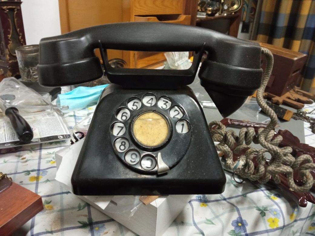 Único, telefone de campanha. 1930 Ericsson.