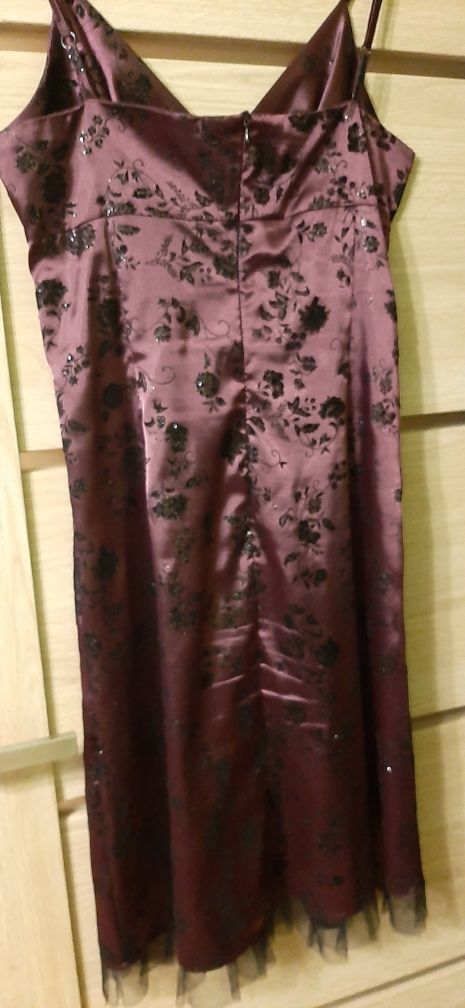 Sukienka fioletowa w w kwiatki czarne rozmiar XL