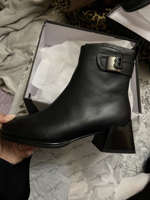 Продам нові ботильйони Vitto Rossi