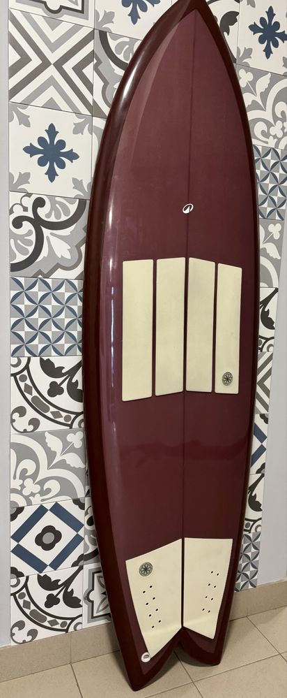 Prancha de Surf Twin Fin 6.1 41L Epoxy