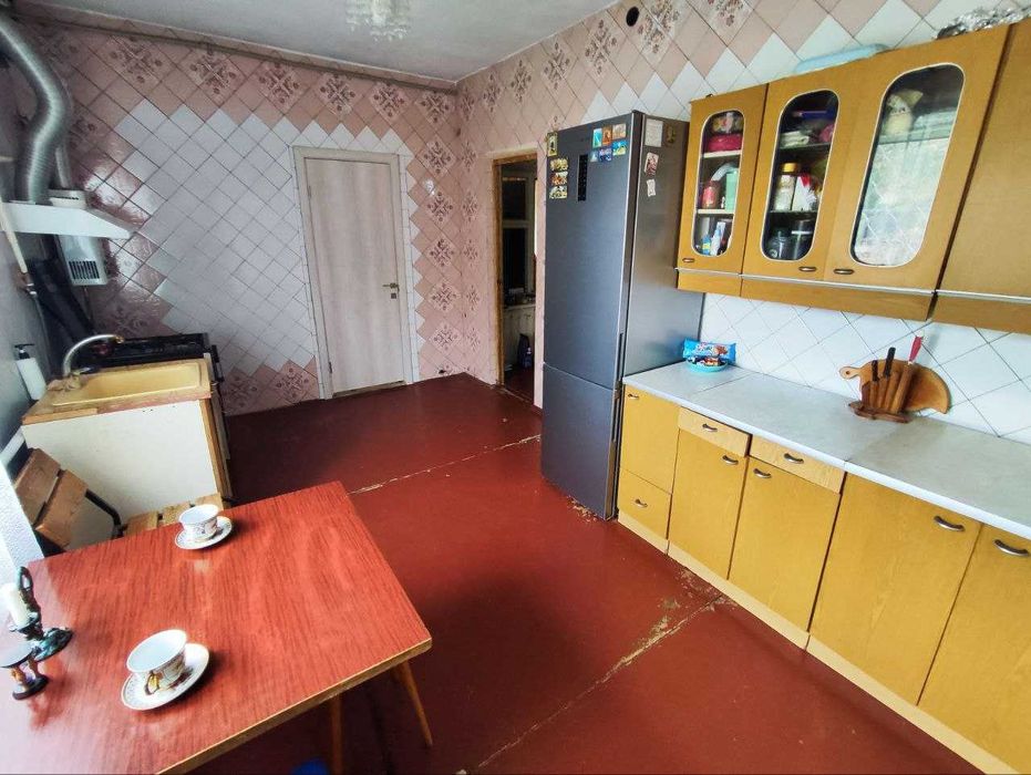 Продаж будинку по вул. Кубанська (р-н 20 лікарні та вул. Широка)