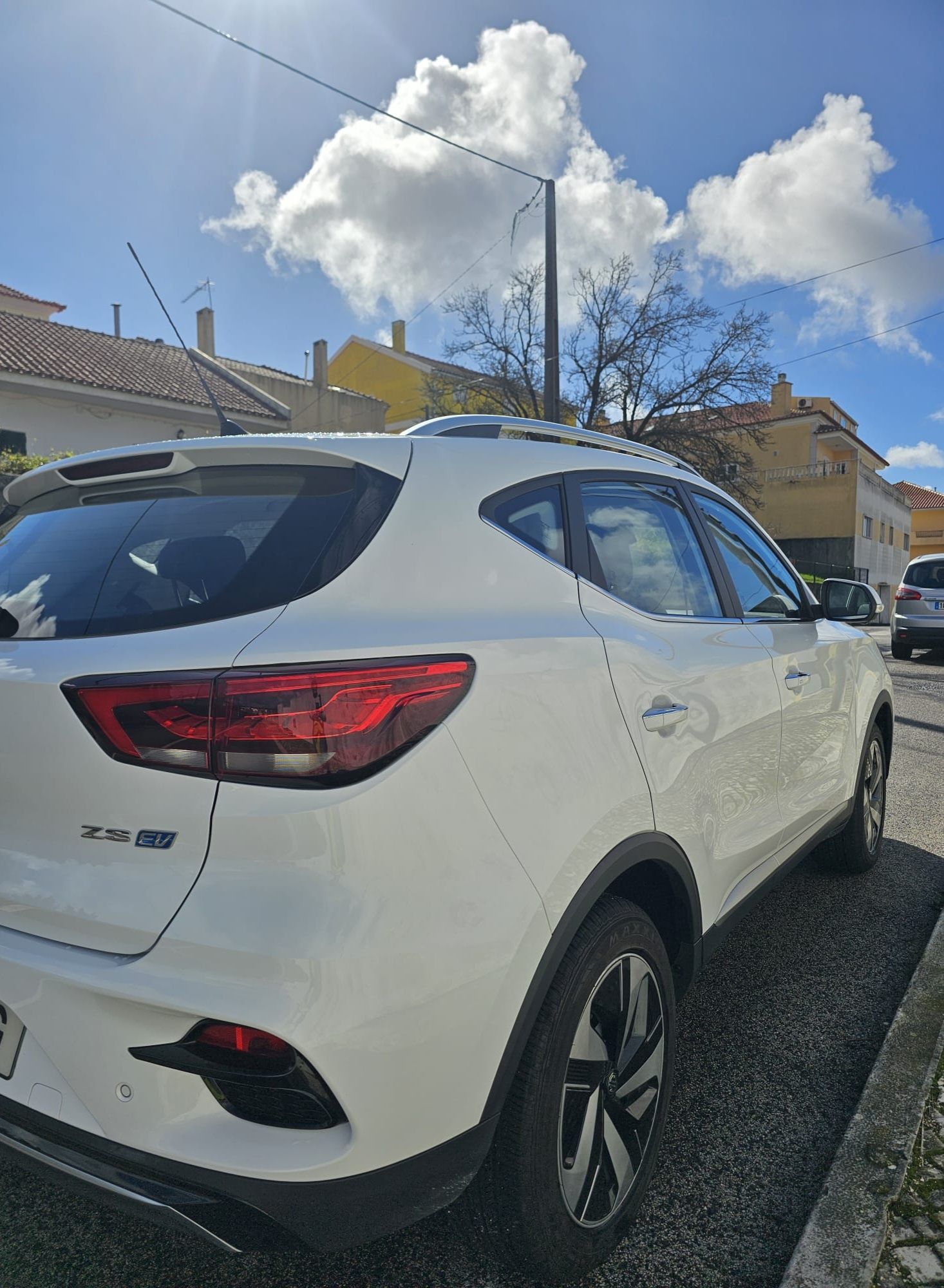 MG Zs Ev 72.6 Luxury