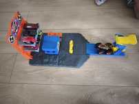 Tor hot wheels monster truck