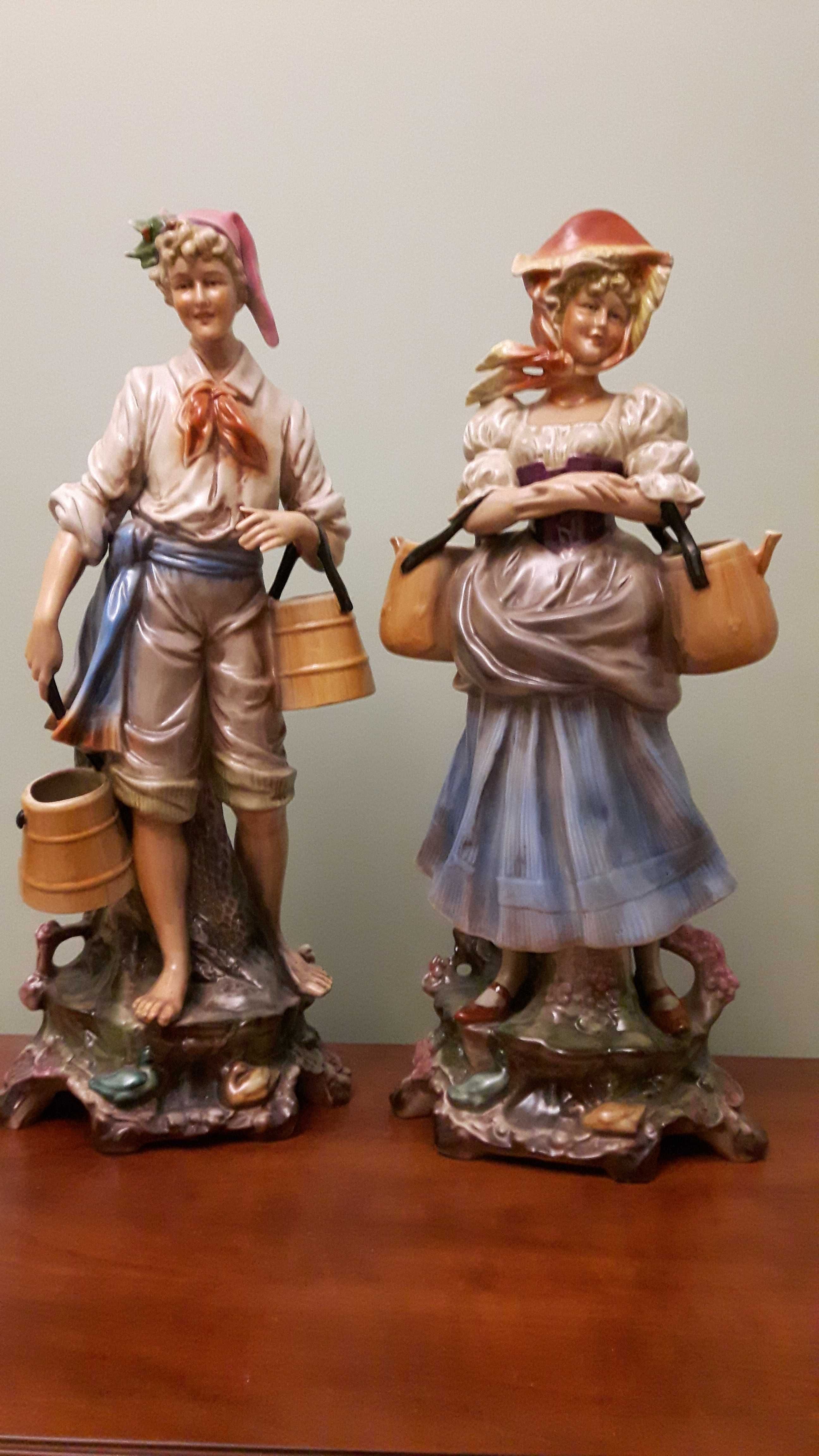 Porcelanowe figurki Wieśniaczka i Wiśniak