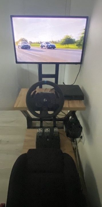 Playset stojak do kierownicy z telewizorem