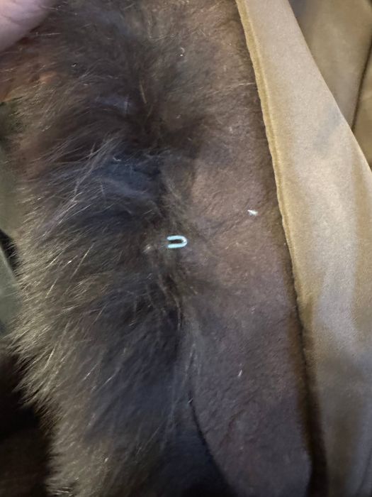 Натуральна хутряна жилетка з Песця - густе хутро - довга модель