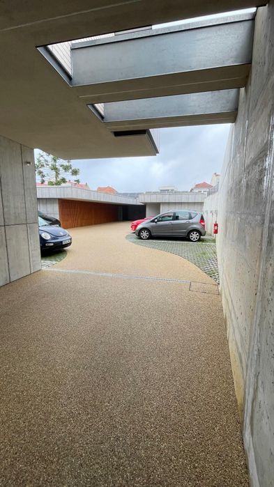 Lugar de Garagem para Alugar – Centro de Espinho (c/carreg.elétrico)