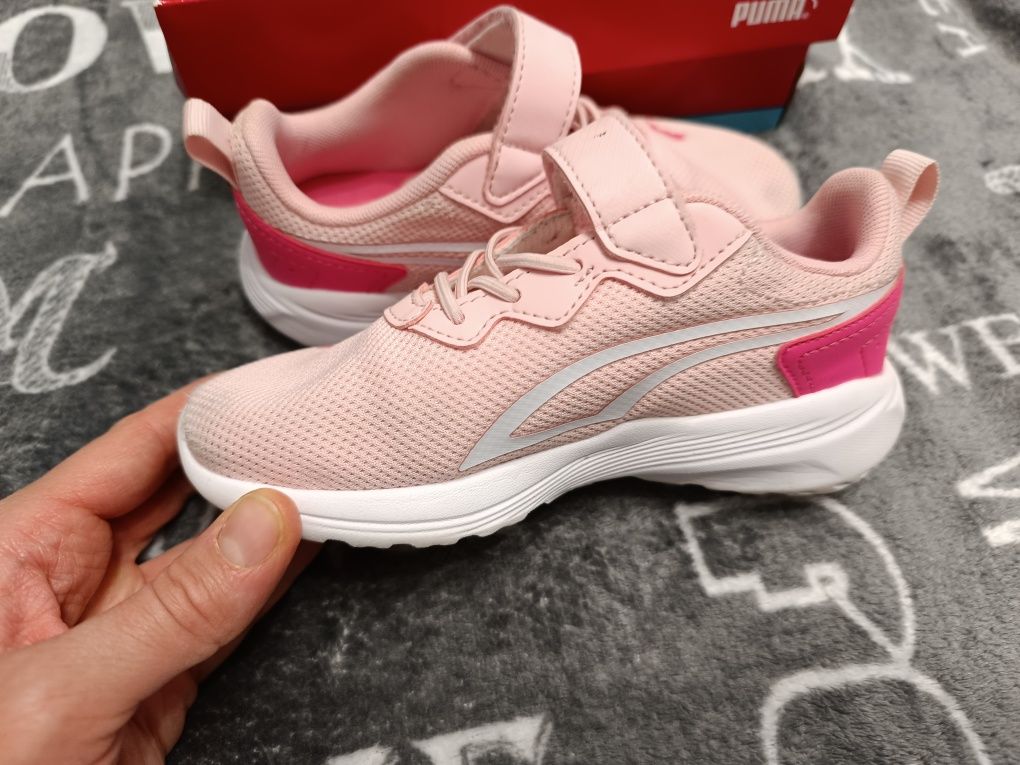 Buty dziewczęce Puma r. 29