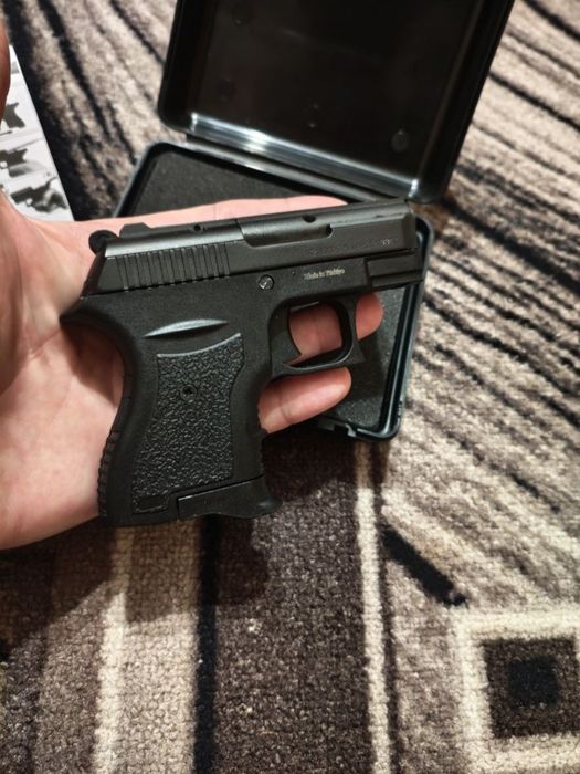 Детский пистолет