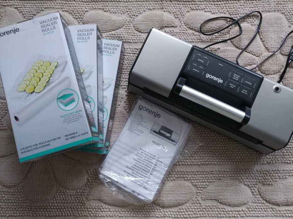 Вакууматор Gorenje VS120E PRO + 9 рулонов