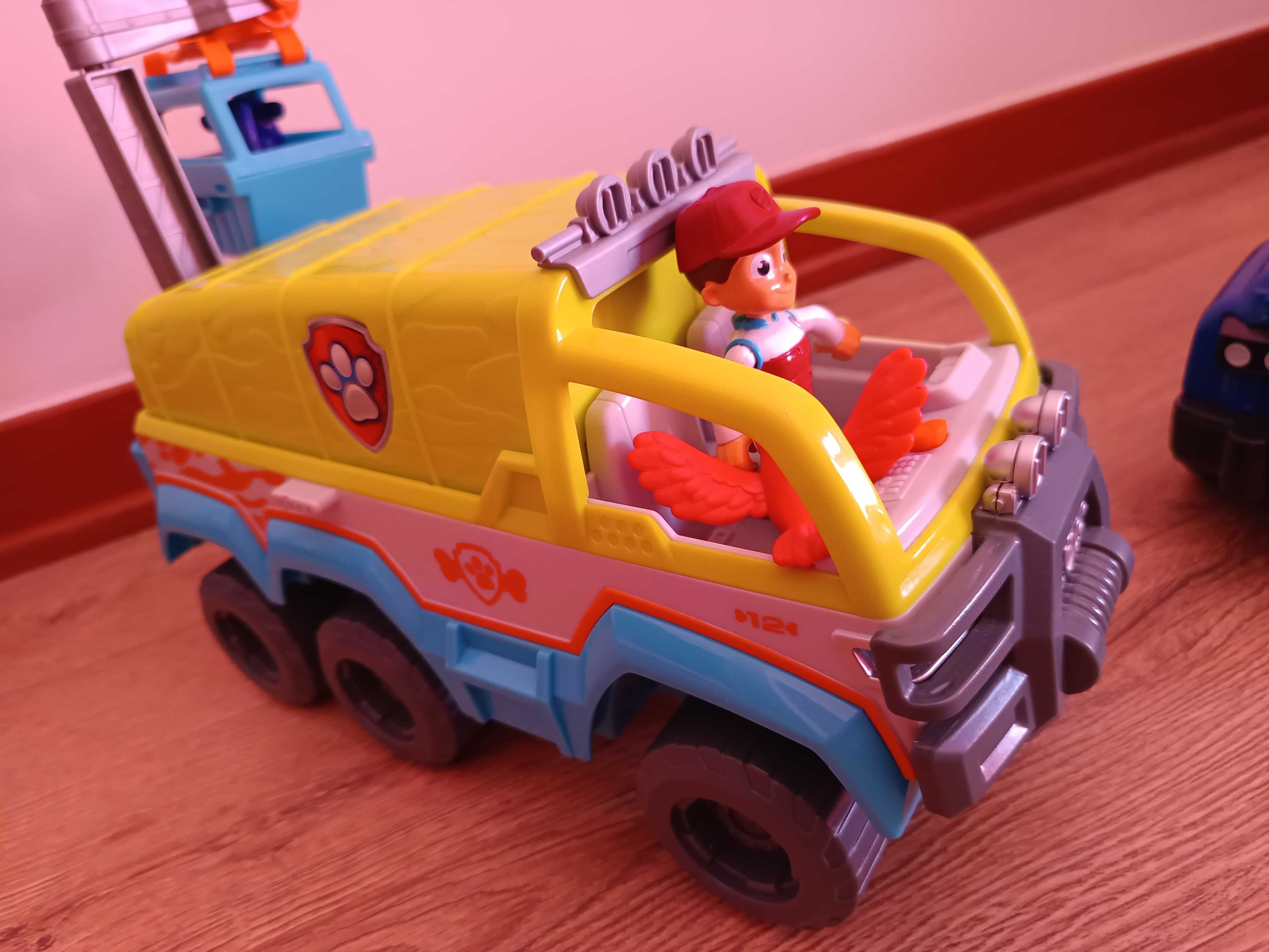 Carros patrulha pata