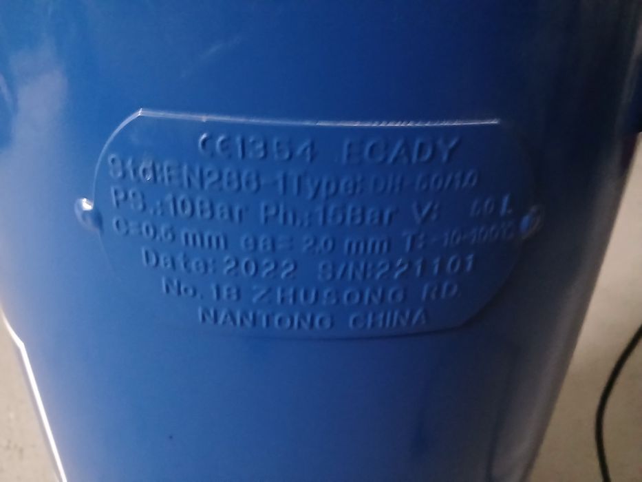 Kompresor pionowy 50L