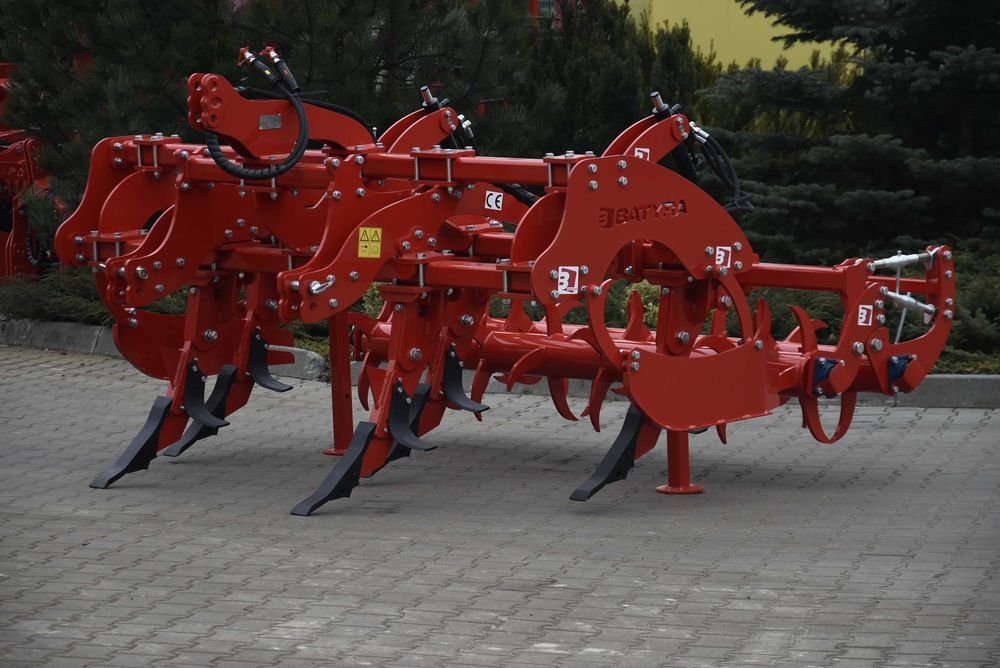 Pług Dłutowy Bezorkowy Głębosz HECTOR - BATYRA Lublin