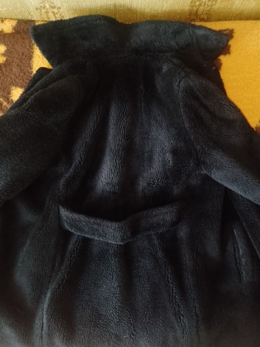 Продається шуба цегейкова.