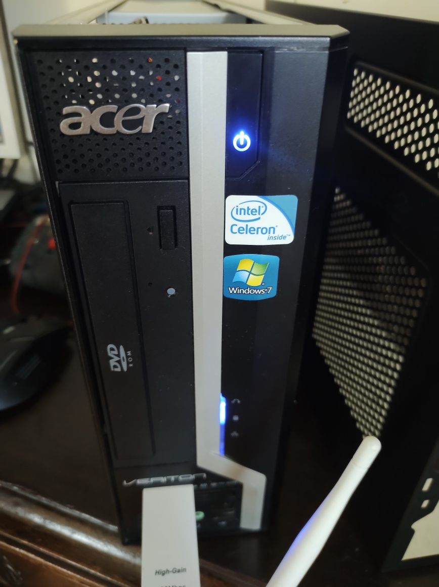 Torre Acer Quad Core Xeon