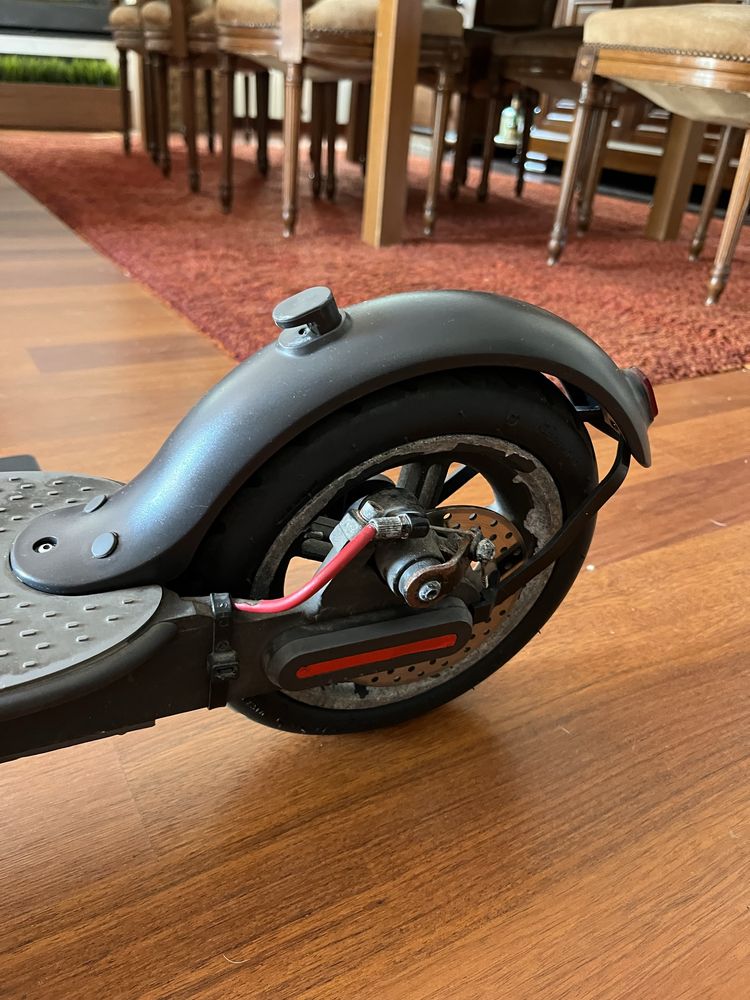 Trotinete Xiaomi M365 com carregador