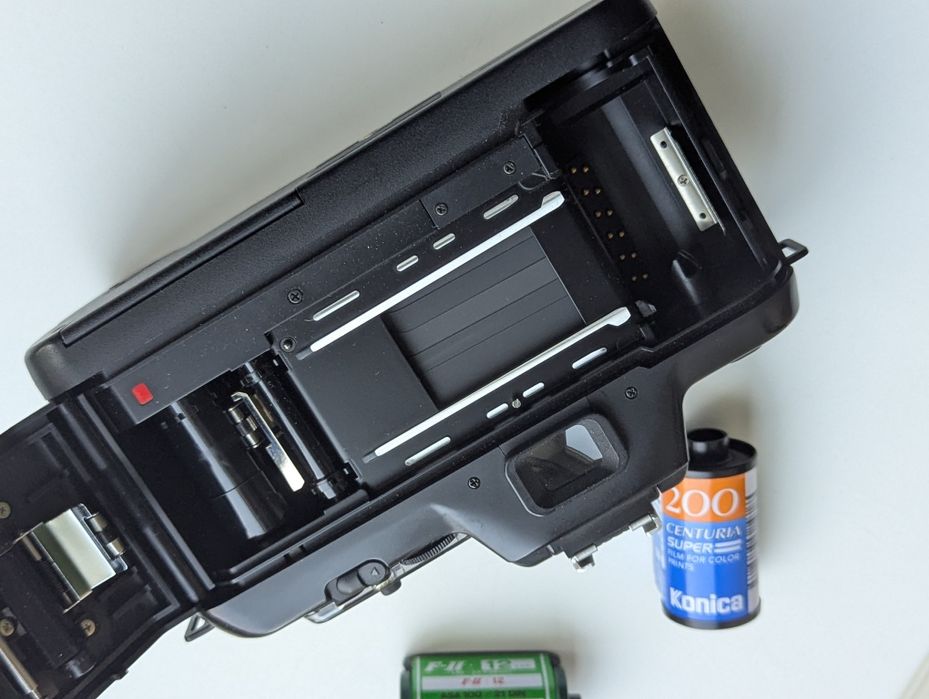 Nikon N4004S (F401s)