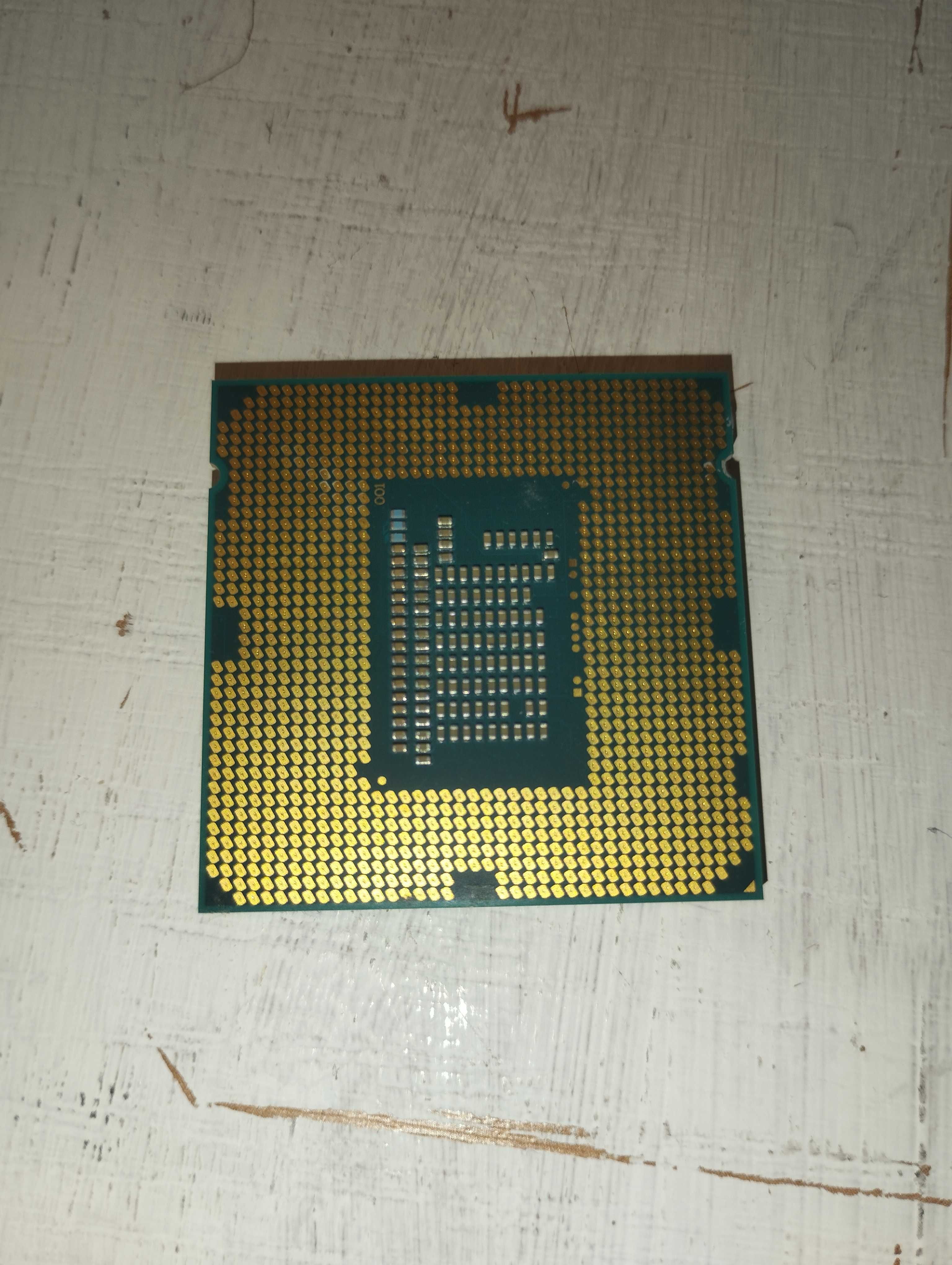 Процесор Intel I3 -3240 3.4Ghz .