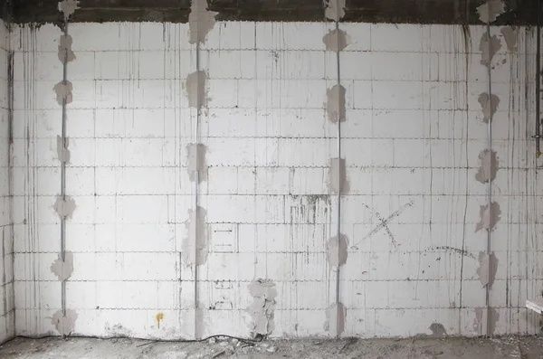 Машинная штукатурка стен