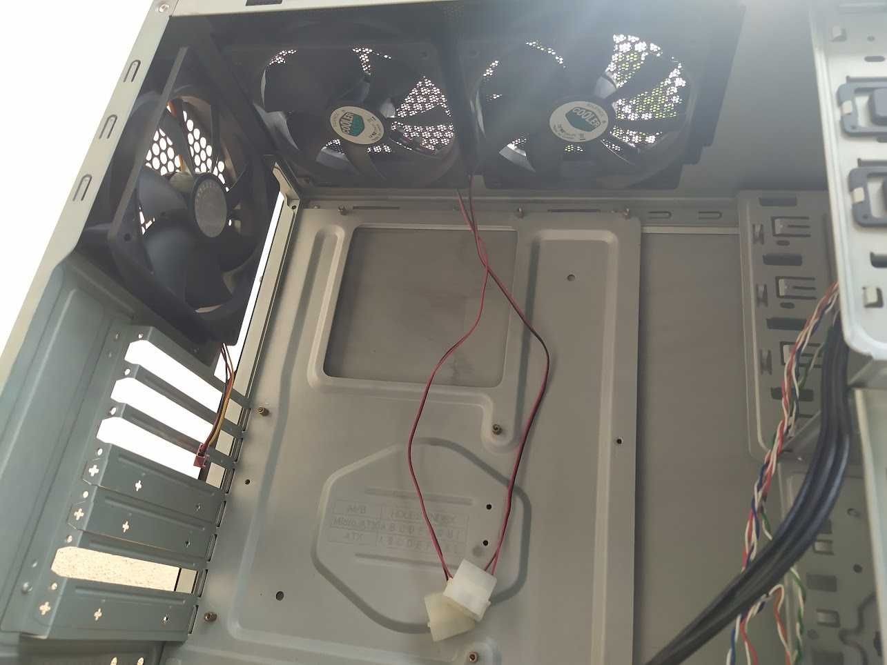 Корпус Cooler Master Elite 370