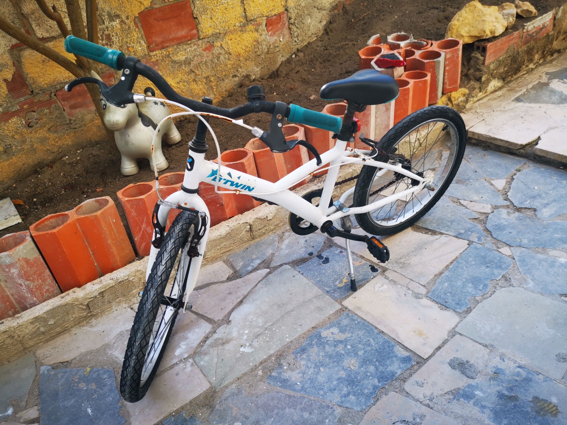 Bicicleta criança B-Twin 100