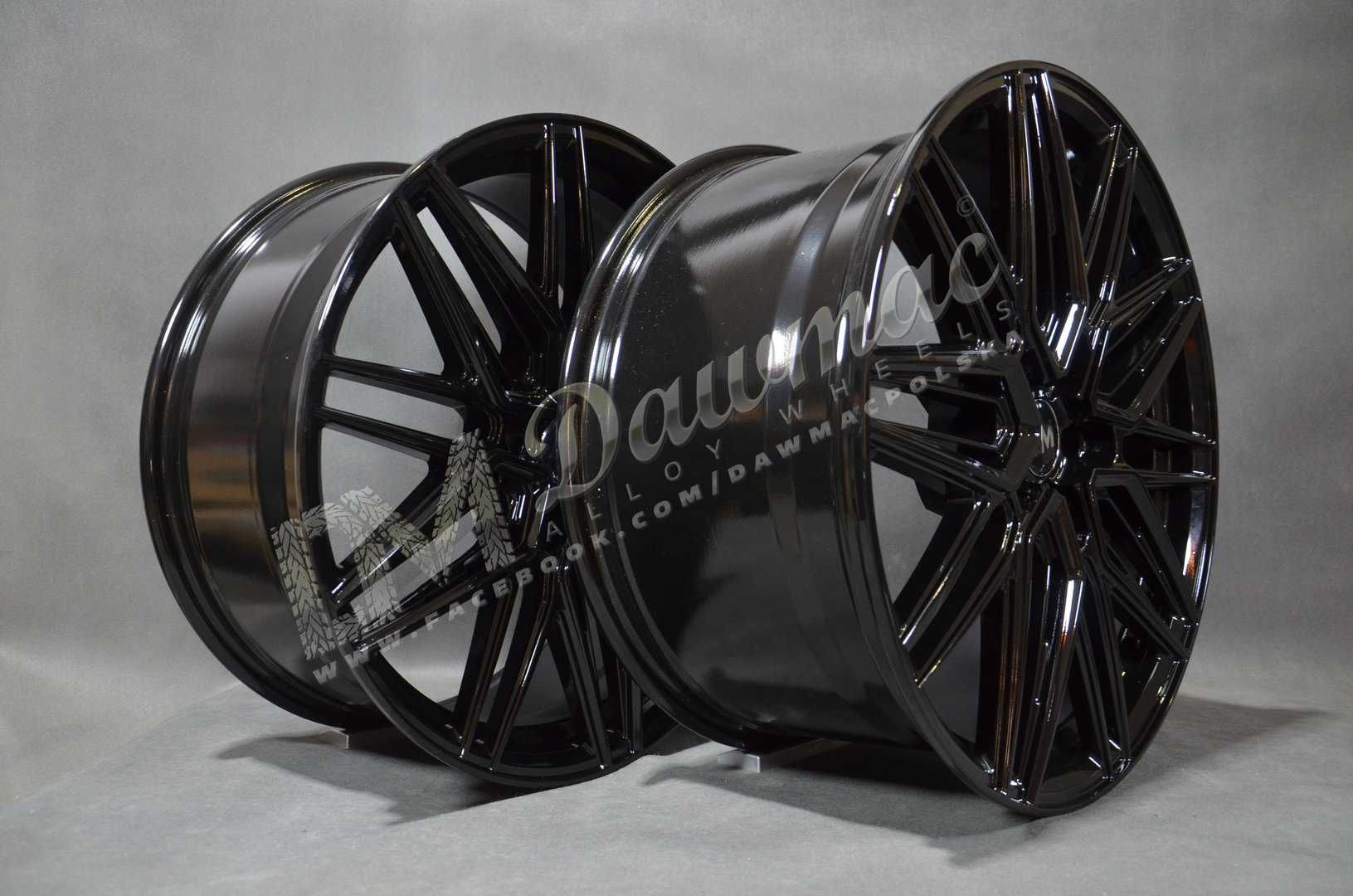 Felgi DM33 20" 8,5J ET30 + 10J ET35 5x120 Black