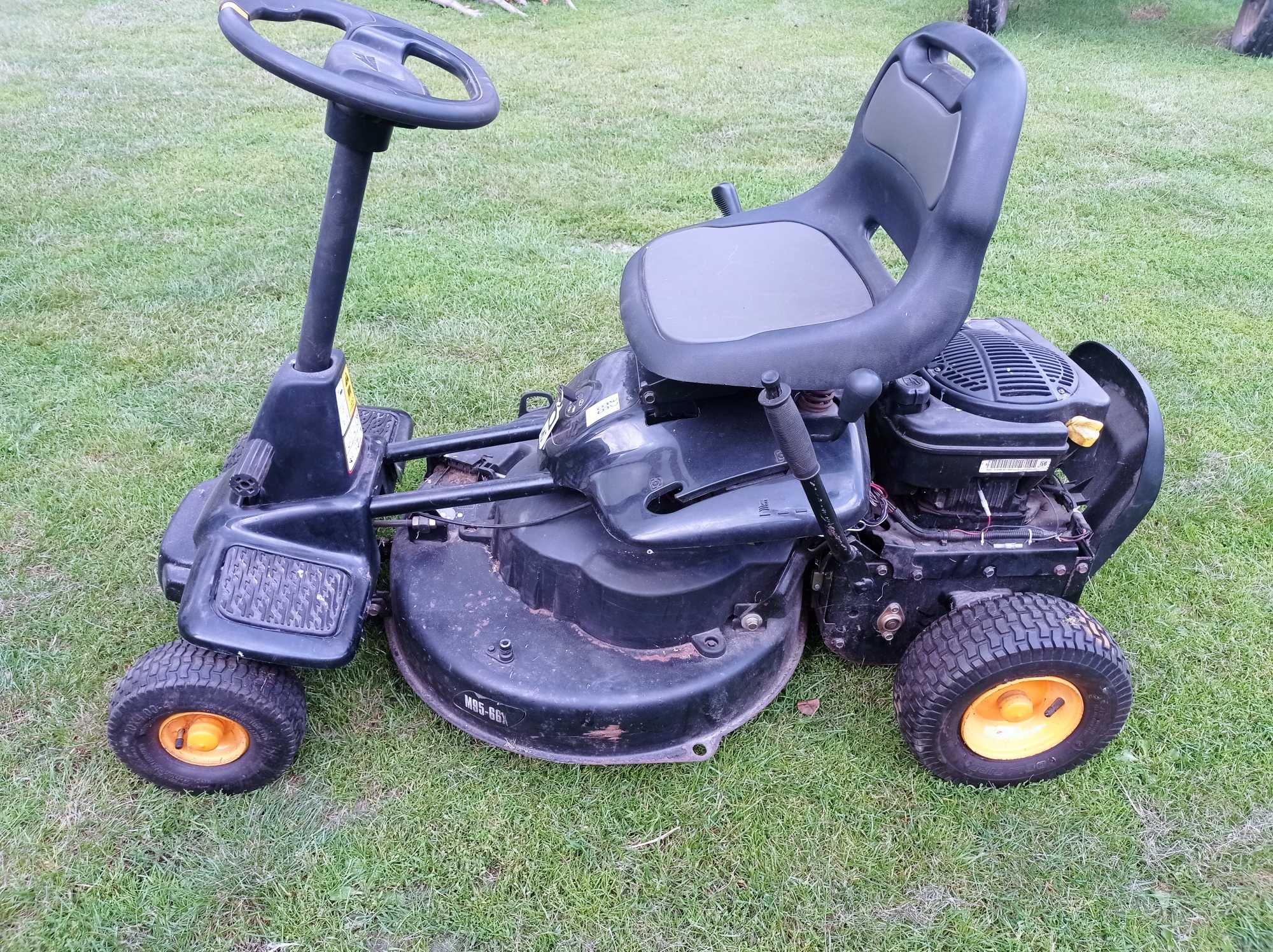 Kosiarka traktorek Mculoch M95-66X Husqvarna