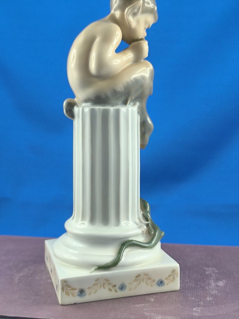 Faun na kolumnie z jaszczurką Royal Copenhagen #porcelana #ozdoba