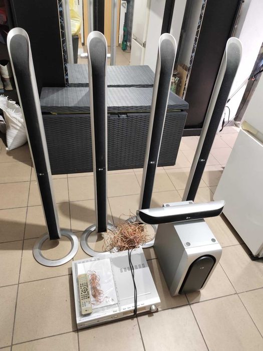 Sprzedam Kino domowe LG