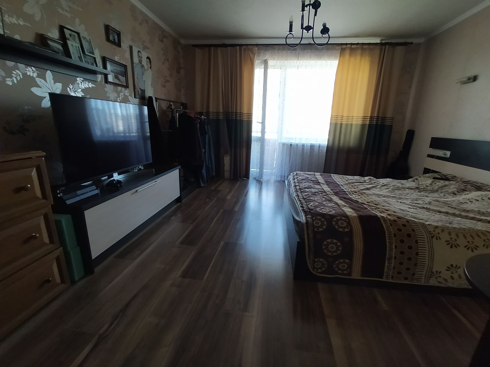 Продам трёхкомнатную квартиру в Новомосковске.