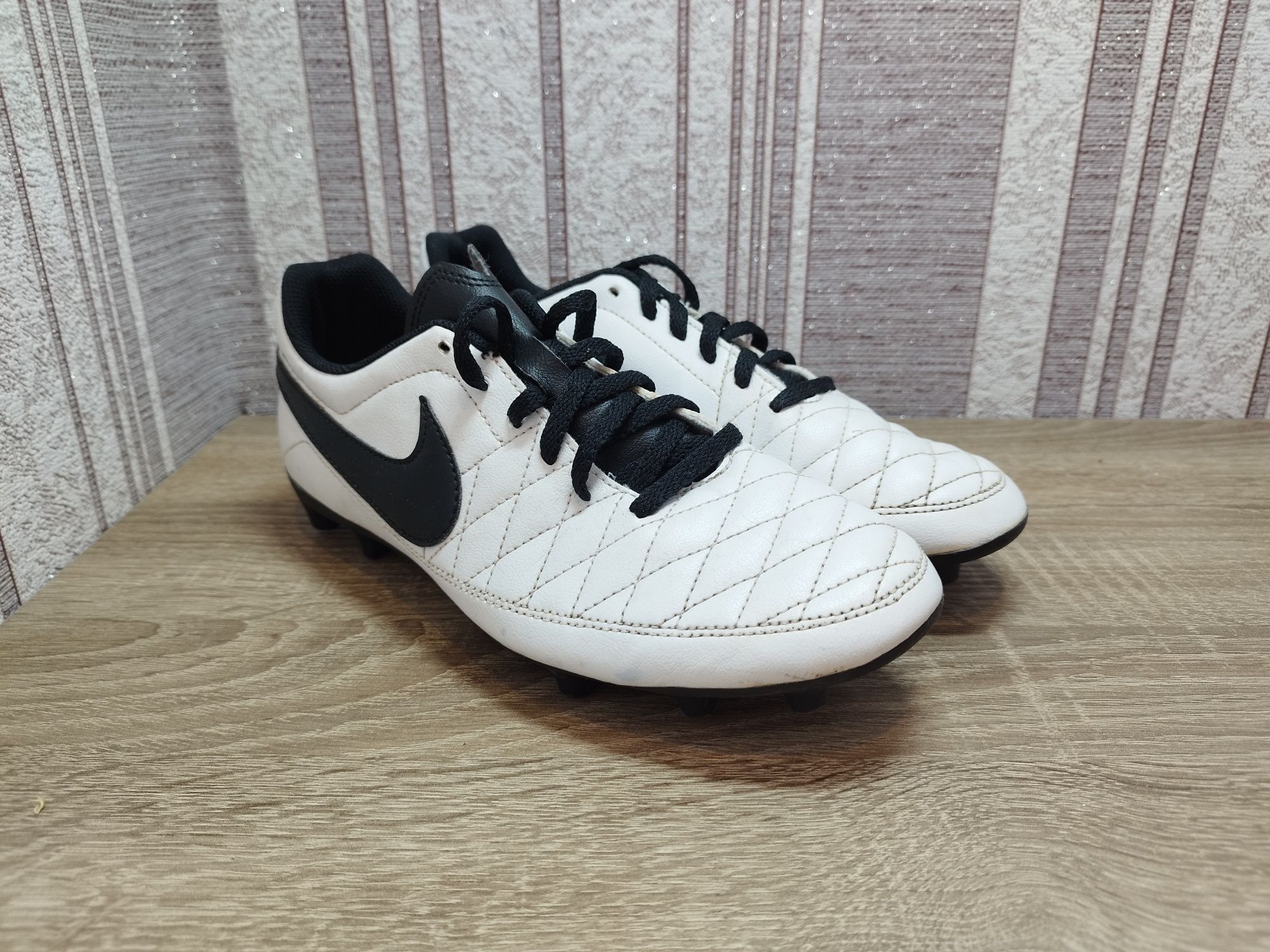 Nike детские футбольные бутсы 40