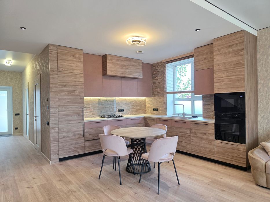 Первая аренда нового современного дуплекса в городке «Золотые Ключи»