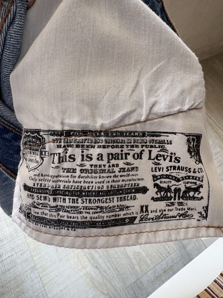 Шорти Levi’s розмір W26