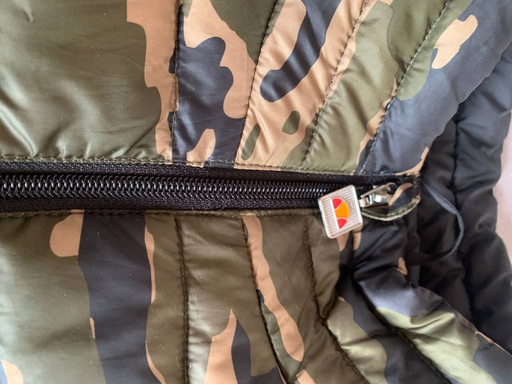 Куртка бомбер Ellesse Camo мілітарі еліс мікропуховик
