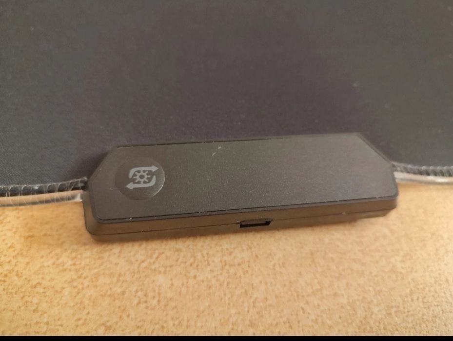 Nowa duża podświetlana podkładka pod mysz