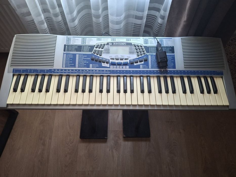 Синтезатор Bontempi