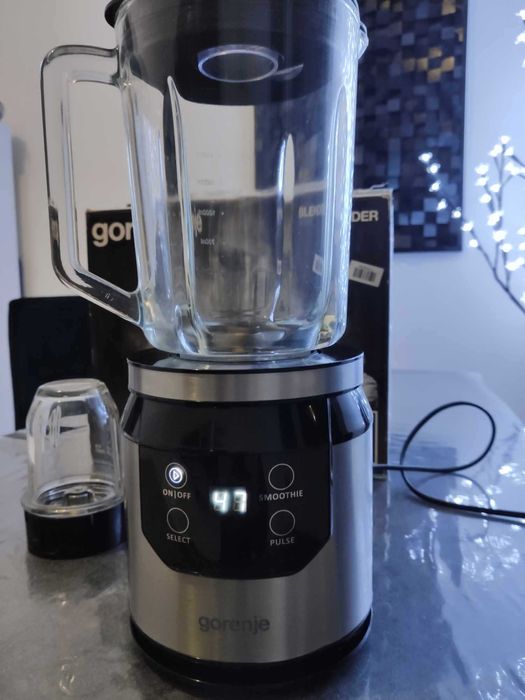 Кухонний комбайн -блендер сенсорний Gorenje B800HC