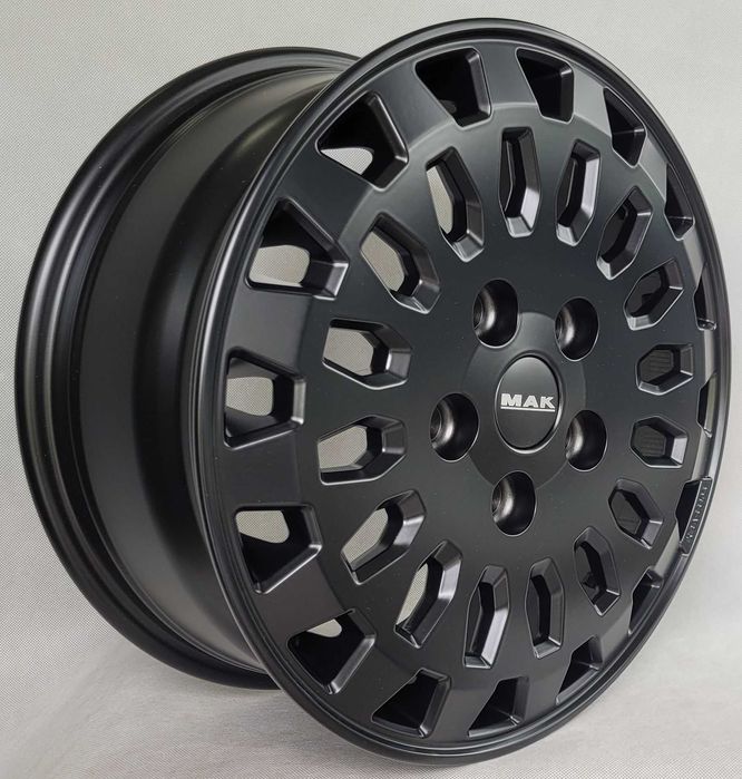 Felgi 17 VW Multivan T7 Crafter Amarok MAN TGE Felgi 17 5x120 czarne