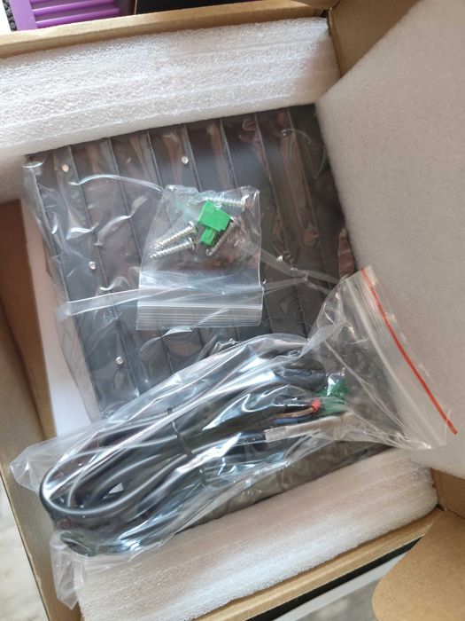 Regulator ładowania MPPT 60A 12V 24V 36V 48V ładowarka słoneczna pv