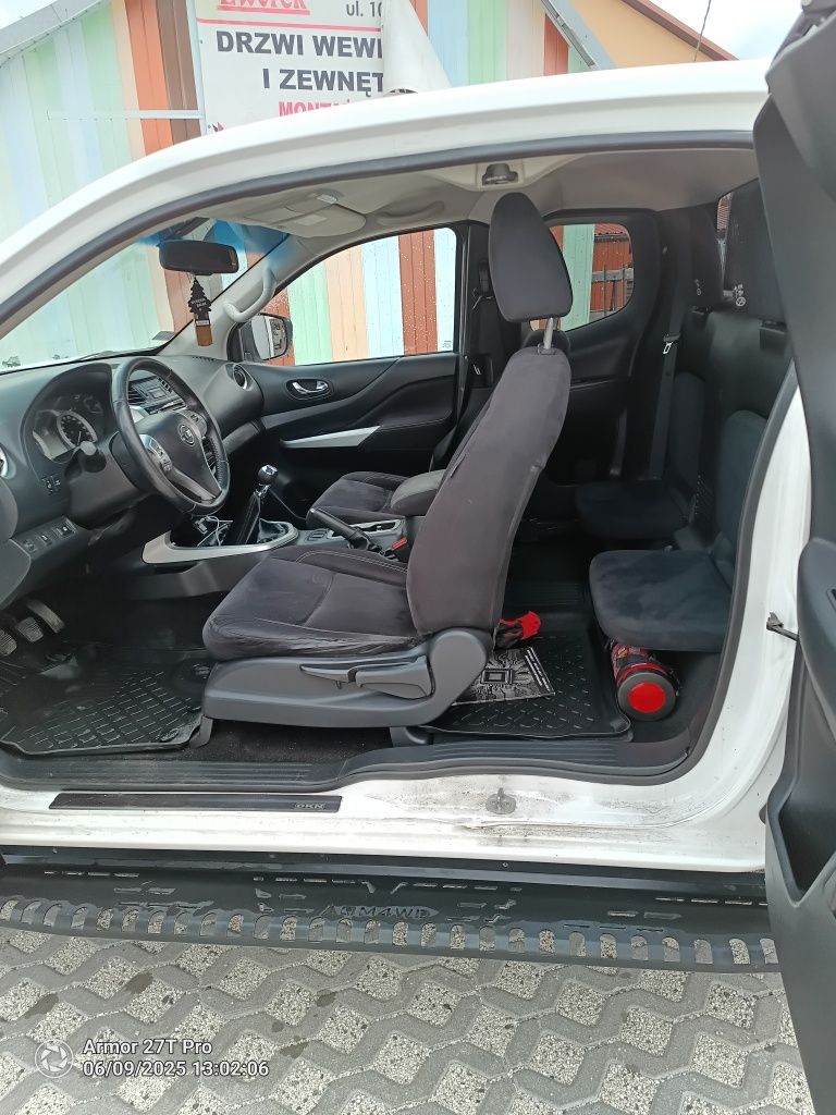 Nissan Navara np300 d23 silnik 2.3 200 koni niski przebieg King cab