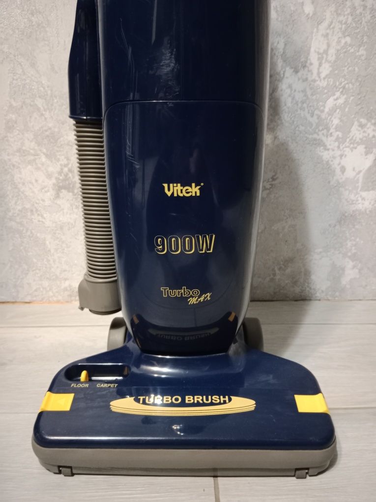 Пылесос VITEK VT-116