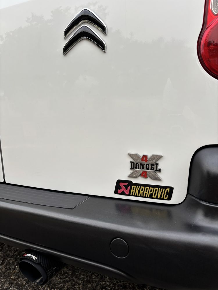 Berlingo citroen dangel 4x4 trek