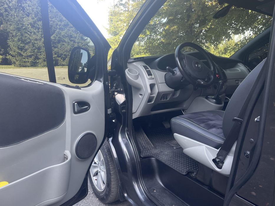Opel Vivaro 2012