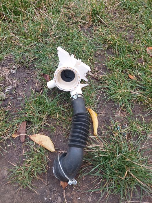 Фільтр с патрубком от пралки Whirpool