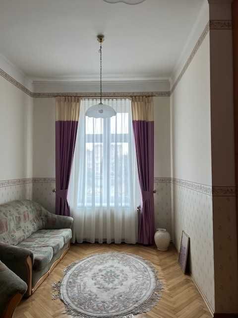 Wynajmę Przestronne 165 m2 mieszkanie w Centrum Kielc ul.Śniadeckich
