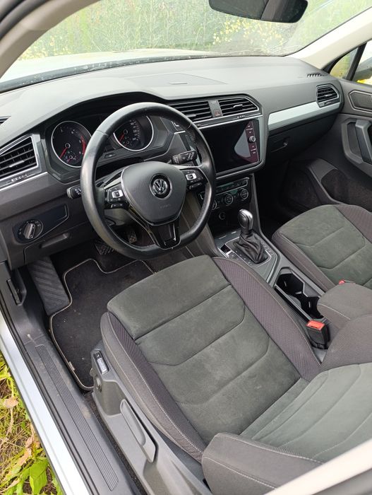 VW Tiguan 2.0 diesel,150 koni,automat,el.hak,kamera