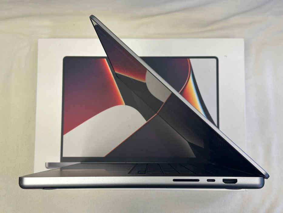 MacBook Pro 16.2”. 2021 M1 Pro, 32RAM/1Tb SSD , Space Grey