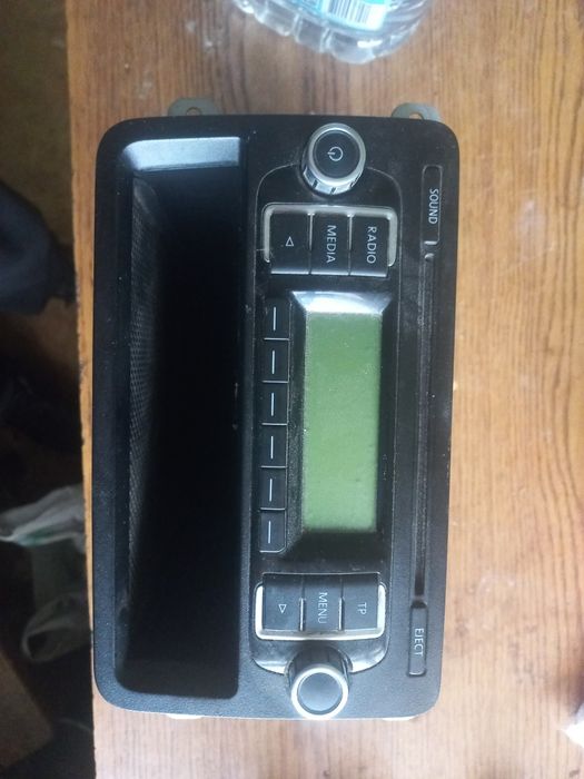 Продам магнитолу caddy